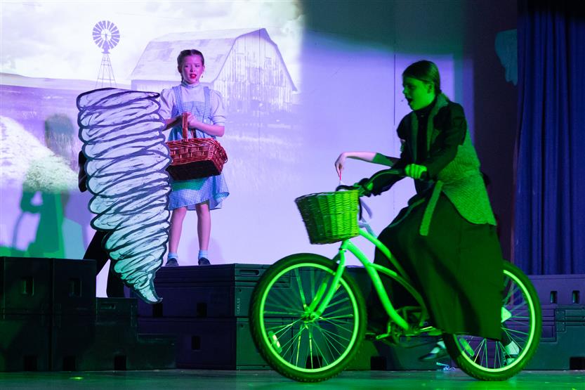 Scales Elementary students onstage